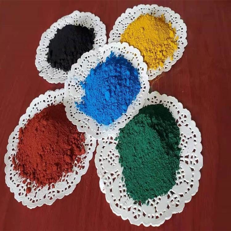 Warmteweerstand ijzeroxide pigment Deeltjesgrootte 5-10 micron Grijze gietijzer Gietstukken Kookpunt 2750 °C