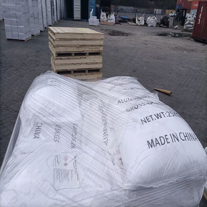 Aluminiumfluoride van hoge kwaliteit industriële chemische producten voor metaalflux
