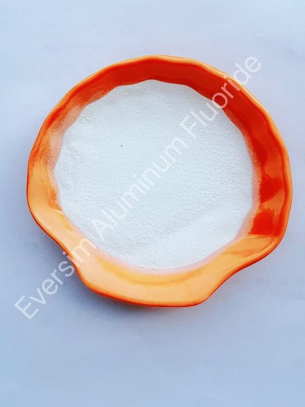 Chemische producten Moleculair gewicht 83,98 CAS7784-18-1 Fluoride van aluminium Alf3 voor Flux van keramische glas