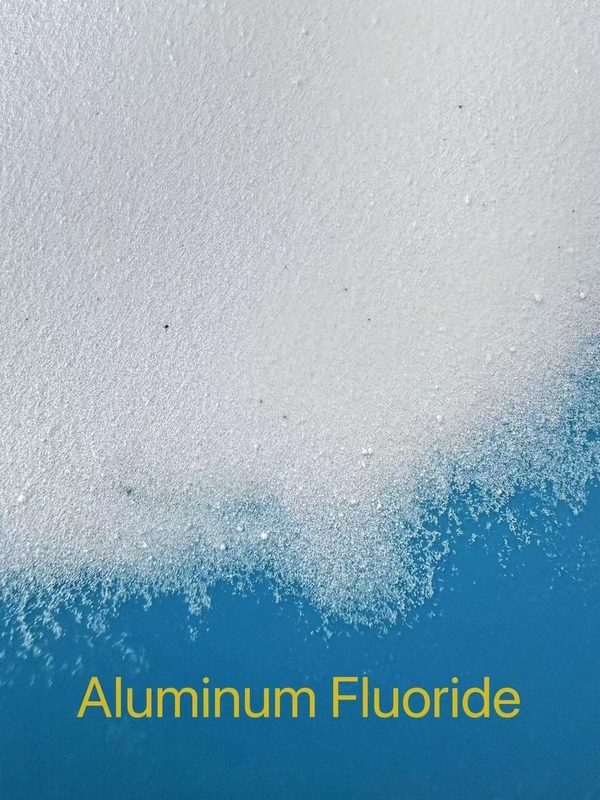 Chemische producten Moleculair gewicht 83,98 CAS7784-18-1 Fluoride van aluminium Alf3 voor Flux van keramische glas