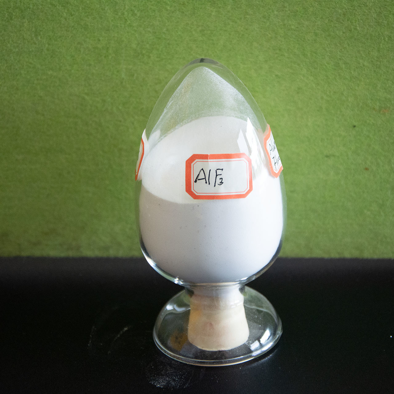 Hoge zuiverheid aluminiumfluoride AlF3 gebruikt als de vloeistof voor keramische glasuren